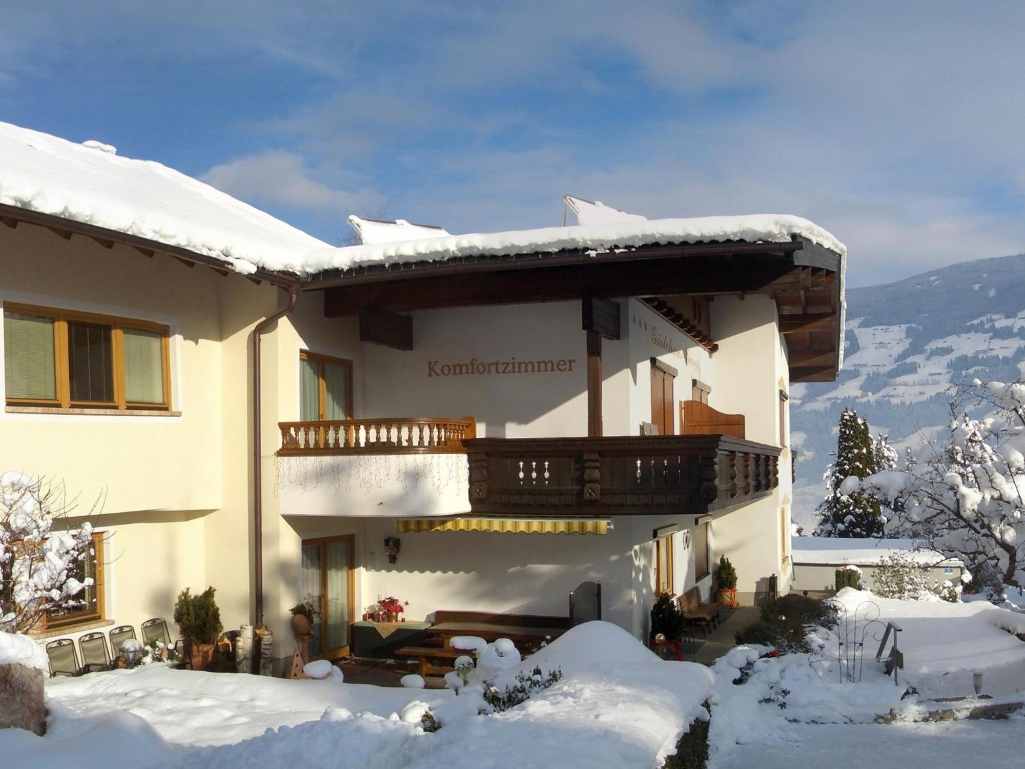 Gaestehaus Burgi Fügen Exterior foto